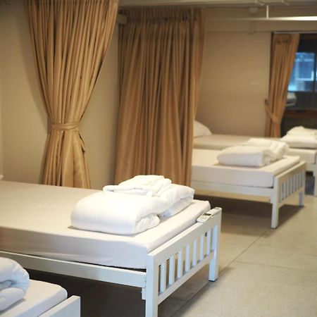 Krung Tone Hostel بانكوك المظهر الخارجي الصورة